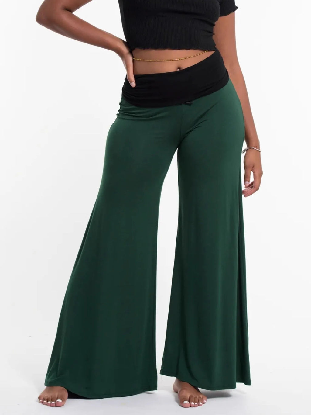Women's wide leg yoga pants green color option
