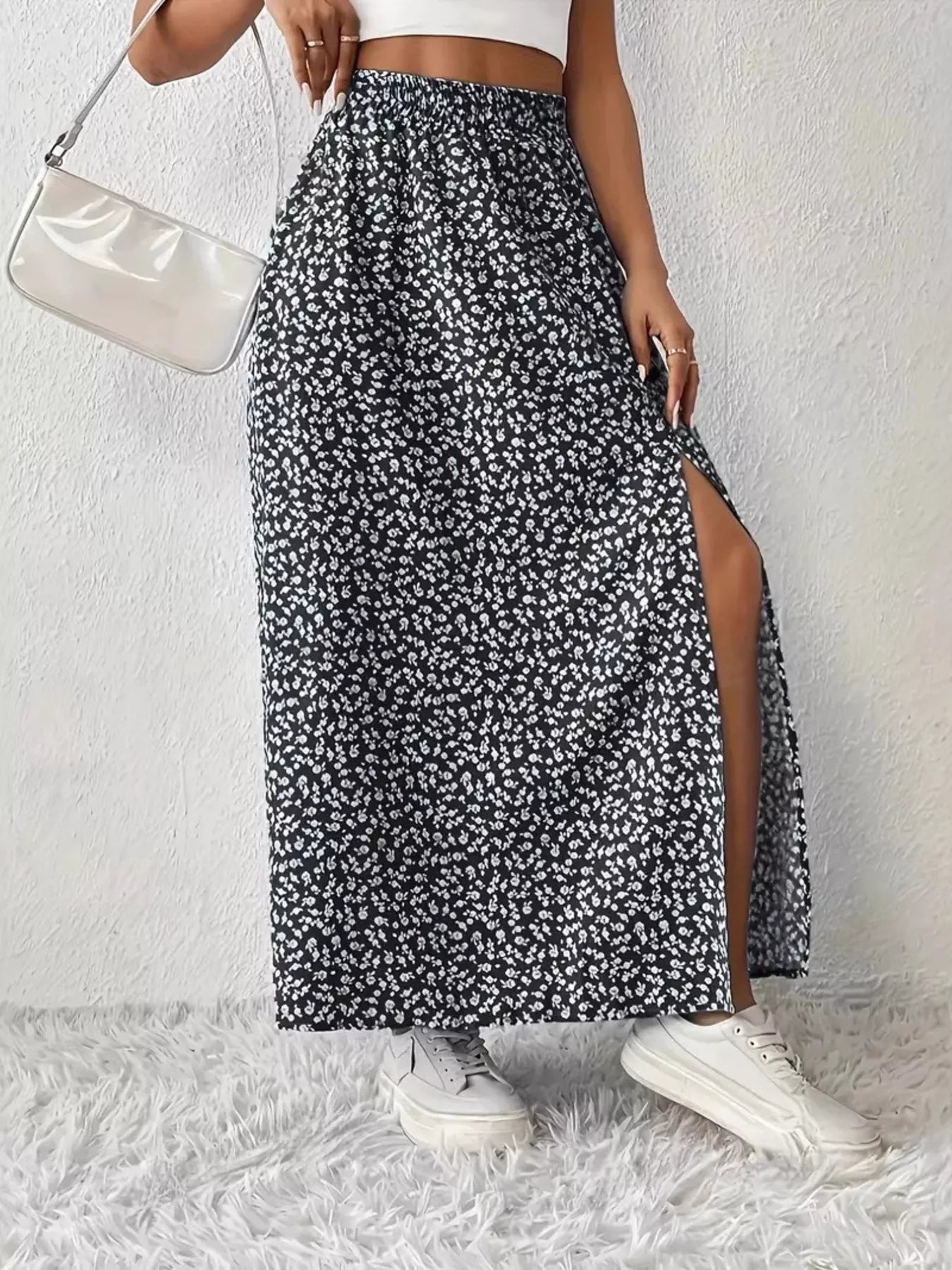 Printed maxi skirt slit detail